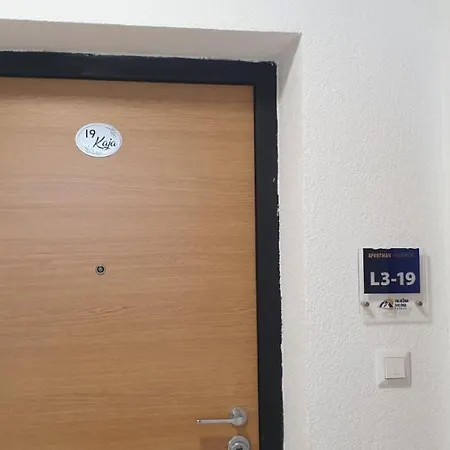 Kaja Apartment